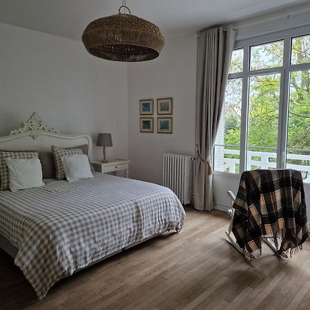 Bed and Breakfast Demeure Du Saule Madame Thieux  Exterior foto